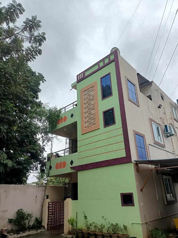 Advik Homestays Tirupati Exterior photo